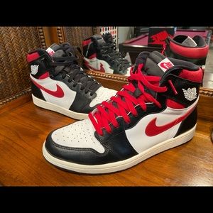 🔥 Nike Air Jordan 1 High OG “Gym Red” Retro 🔥